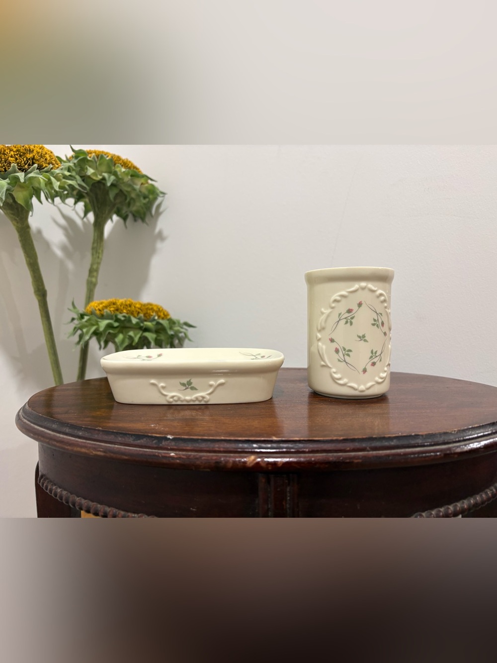 Lenox Rose Manor Soap Dish and Tumbler